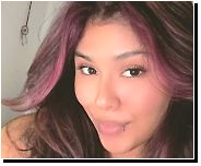 Pretty gril Mia just trying to tease you for a night🥰 from gril nekit com